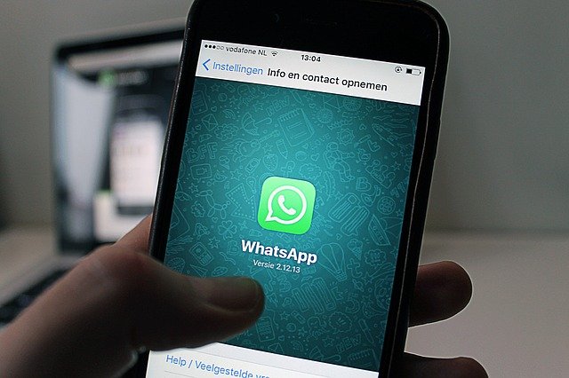 Ako stiahnuť fotky z WhatsApp? 